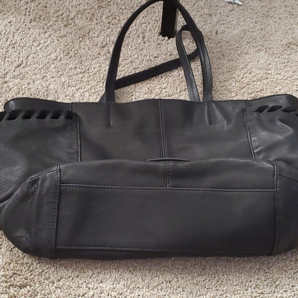 Black shoulder bag GUC